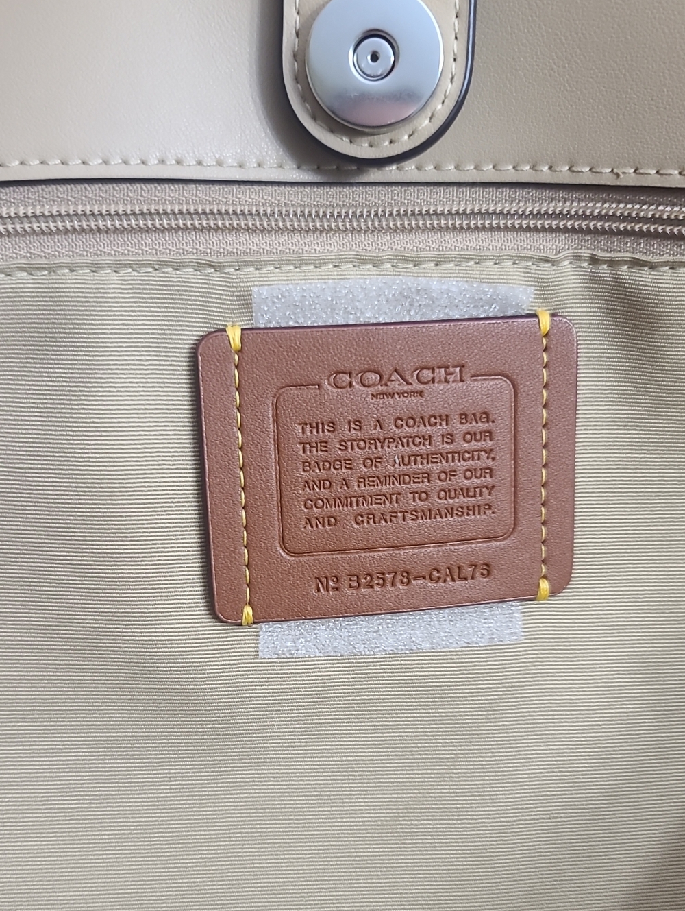 NWOT Coach Lemon-Print Tote in Pale Yellow with Tan Trim - Picture 9 of 16